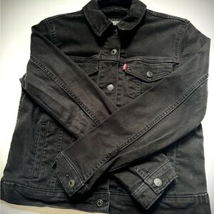 Levi's Black Jean Jacket Classic Trucker Design